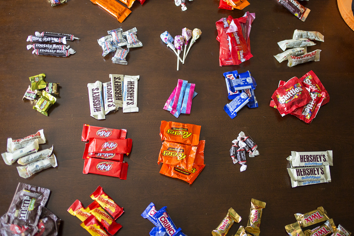 Using Up Your Halloween Candy: DIY Advent Calendar - Sara Luke Creative